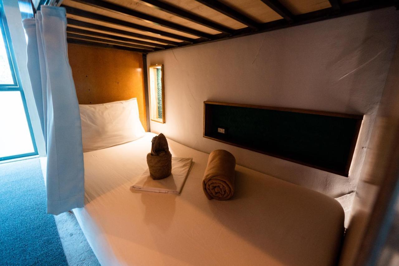 Bed 6-Bed Mixed Dormitory Room